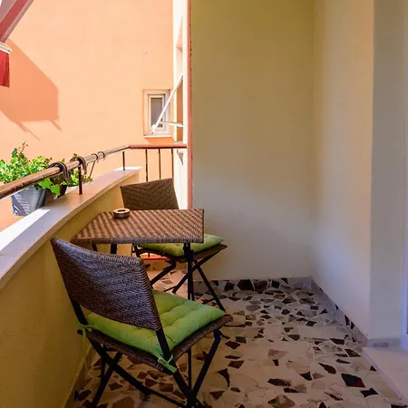 And Luxury Apartment *