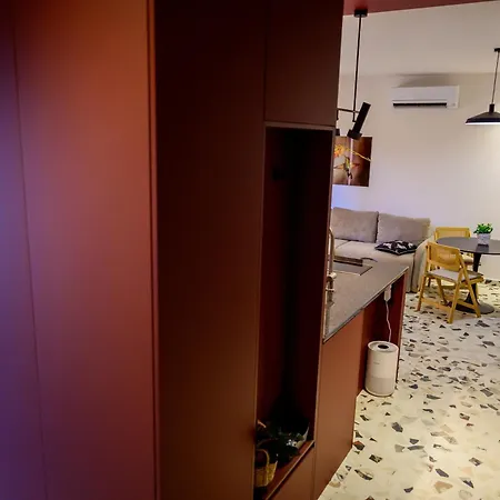 And Luxury Apartment *